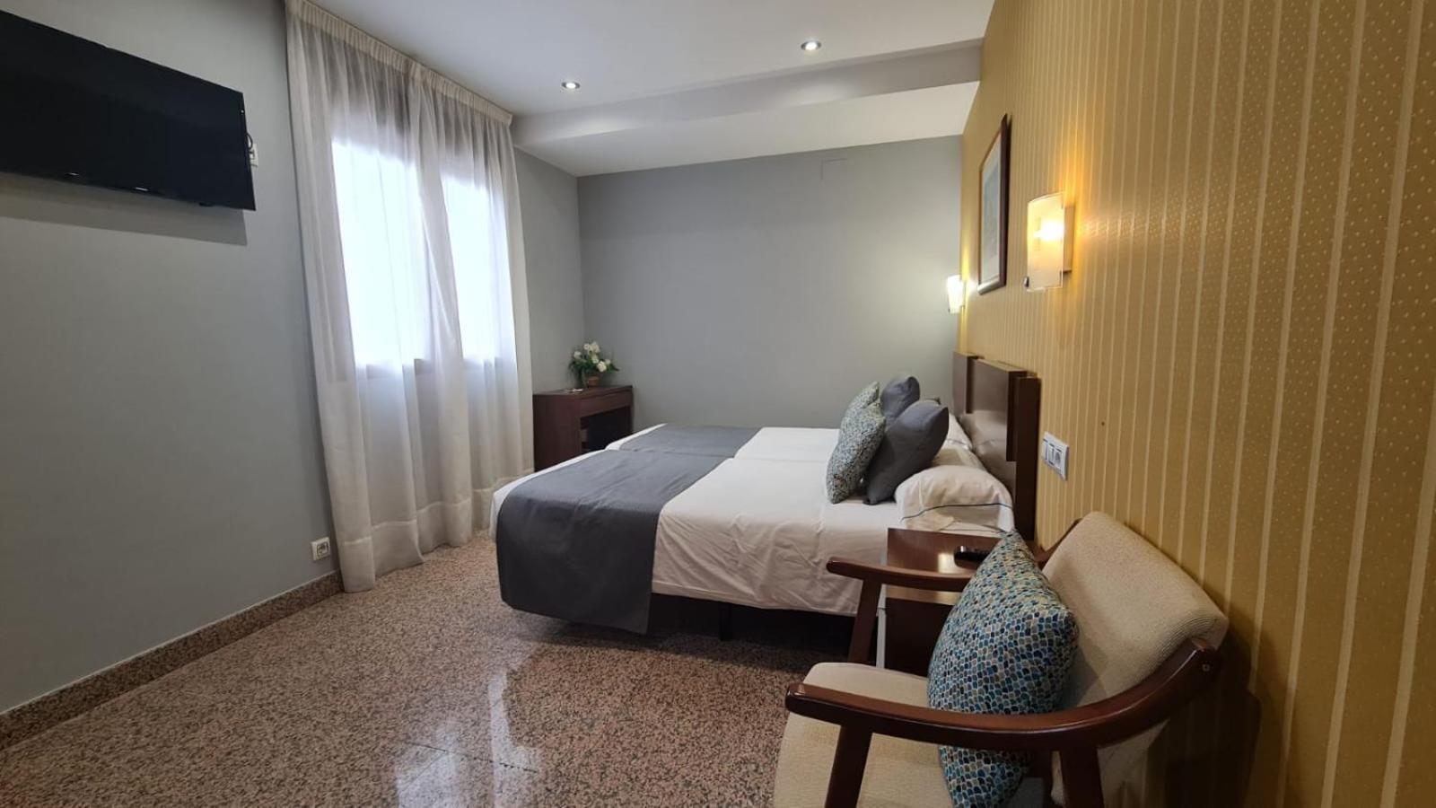Hotel Arcos Catedral